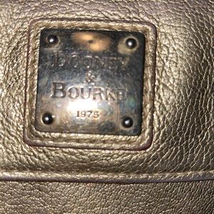 Dooney & Bourke Bags - Dooney & Burke wallet Dooney & Bourke Bags - Dooney & Burke wallet